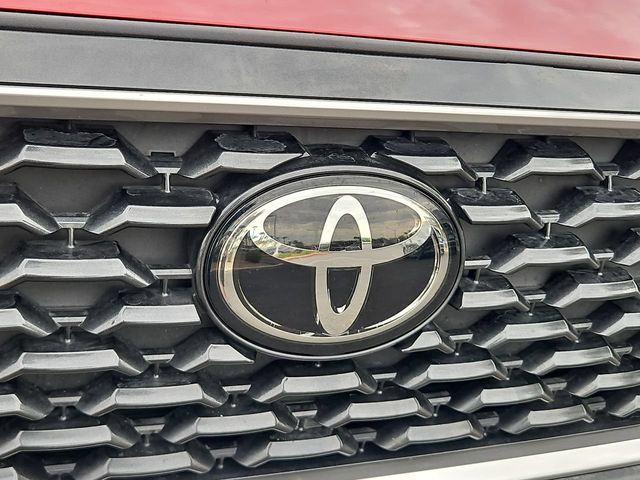 Thumbnail: 2022 Toyota Corolla Cross - 25
