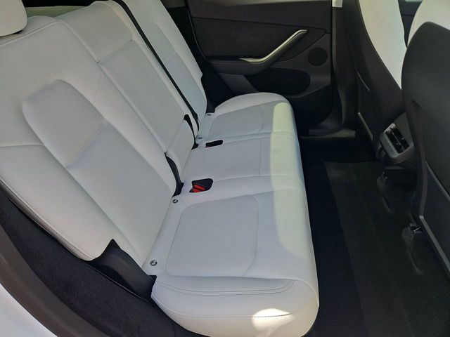 Thumbnail: 2023 Tesla Model Y - 27