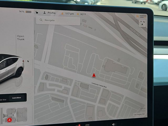 Thumbnail: 2023 Tesla Model Y - 31