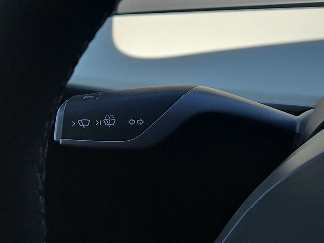 Thumbnail: 2023 Tesla Model Y - 30