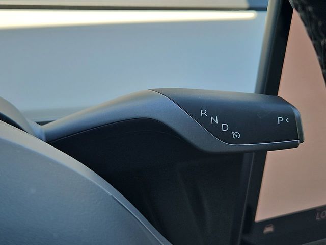 Thumbnail: 2023 Tesla Model Y - 33