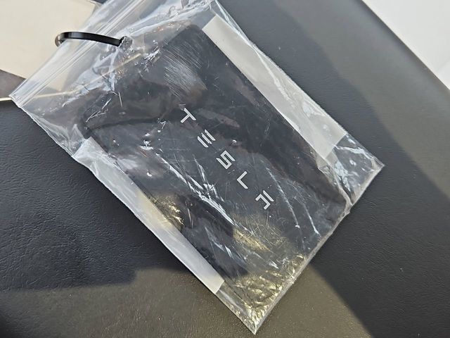 Thumbnail: 2023 Tesla Model Y - 15