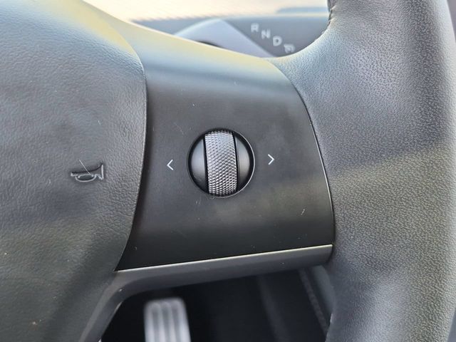 Thumbnail: 2023 Tesla Model Y - 30
