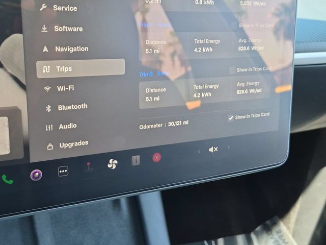 Thumbnail: 2023 Tesla Model Y - 36