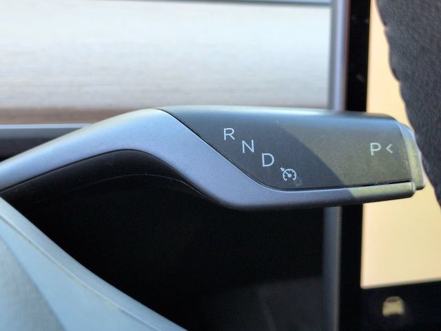 Thumbnail: 2022 Tesla Model Y - 33