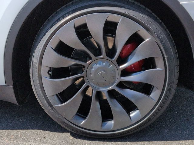 Thumbnail: 2022 Tesla Model Y - 8