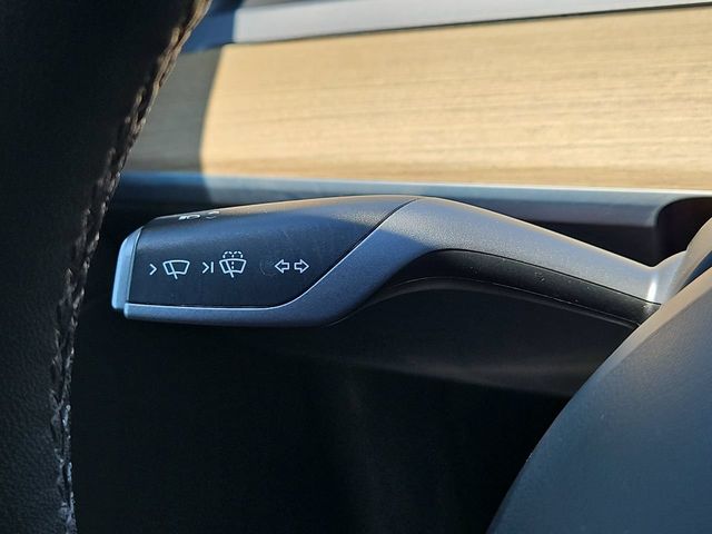 Thumbnail: 2022 Tesla Model Y - 31