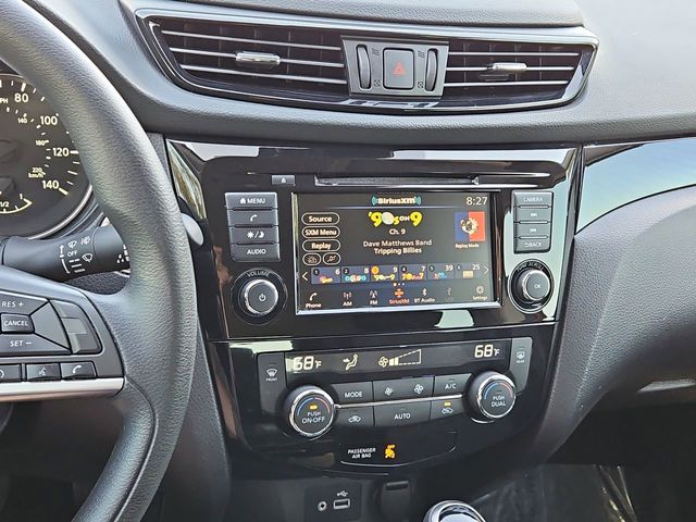 Thumbnail: 2019 Nissan Rogue Sport - 32