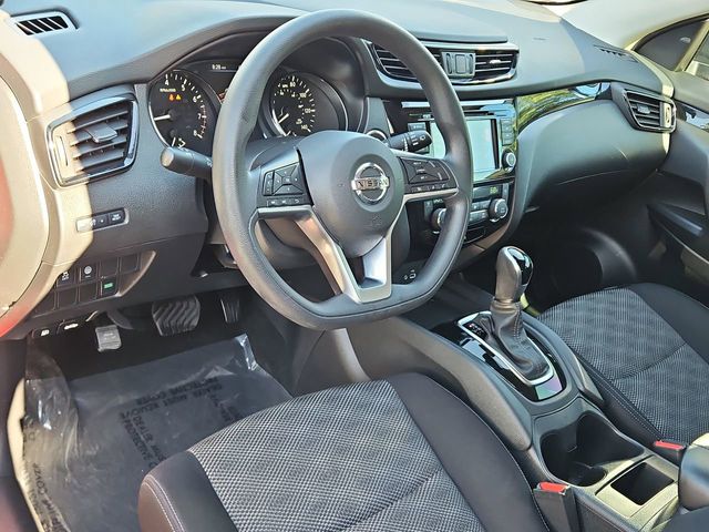 Thumbnail: 2019 Nissan Rogue Sport - 2