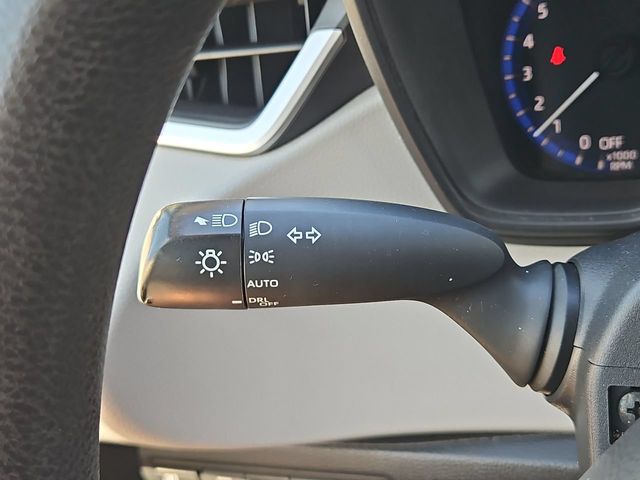 Thumbnail: 2022 Toyota Corolla - 31
