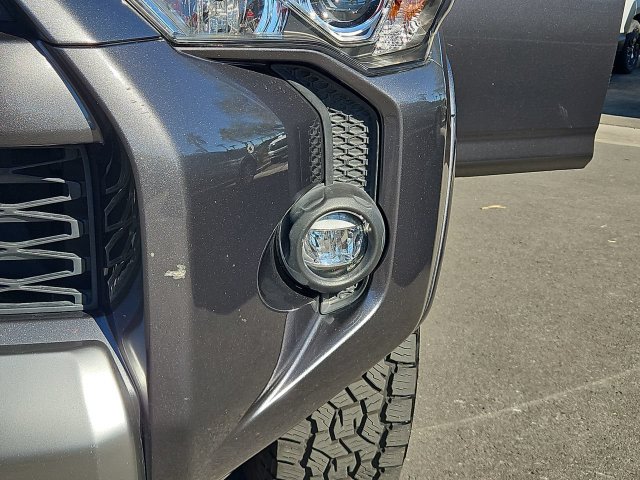 Thumbnail: 2021 Toyota 4Runner - 16