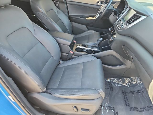 Thumbnail: 2017 Hyundai Tucson - 12