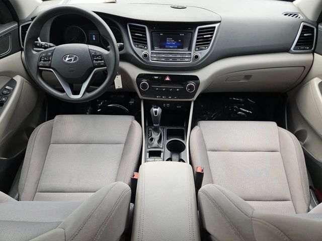 Thumbnail: 2016 Hyundai Tucson - 10