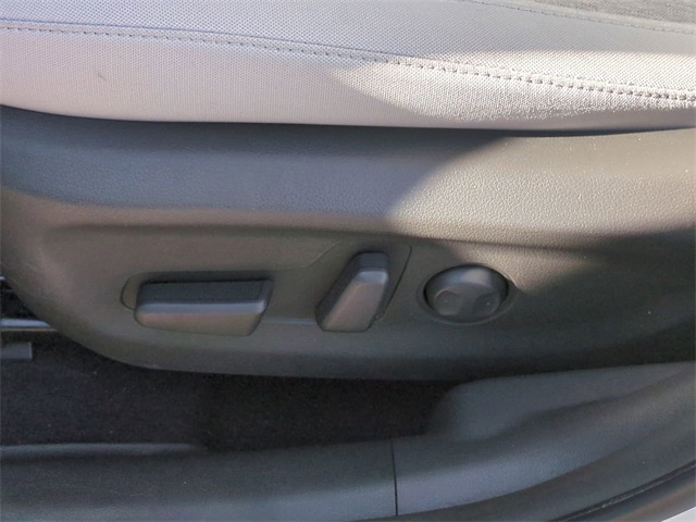 Thumbnail: 2023 Hyundai Kona - 25