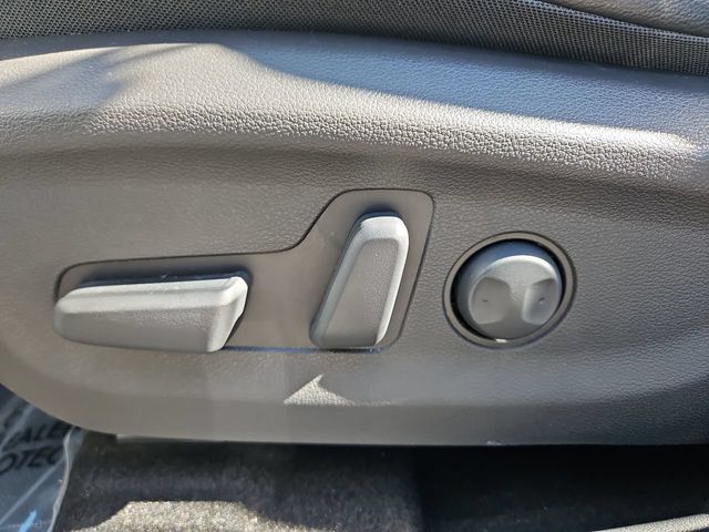Thumbnail: 2023 Hyundai Kona - 25