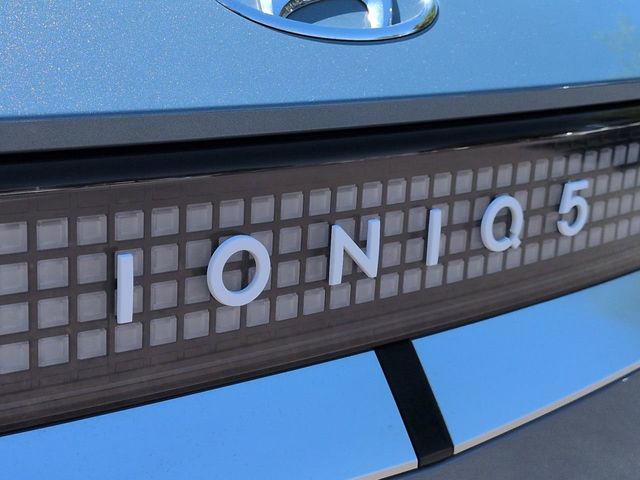 Thumbnail: 2024 Hyundai Ioniq 5 - 18