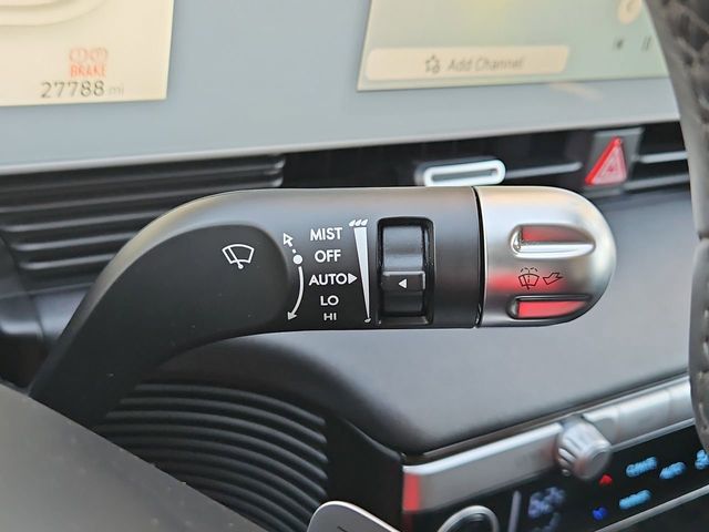 Thumbnail: 2023 Hyundai Ioniq 5 - 29