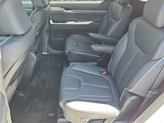 Thumbnail: 2023 Hyundai Palisade - 13