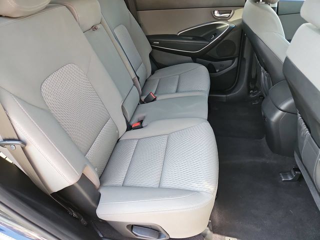 Thumbnail: 2017 Hyundai Santa Fe - 29