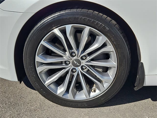 Thumbnail: 2017 Genesis G80 - 8