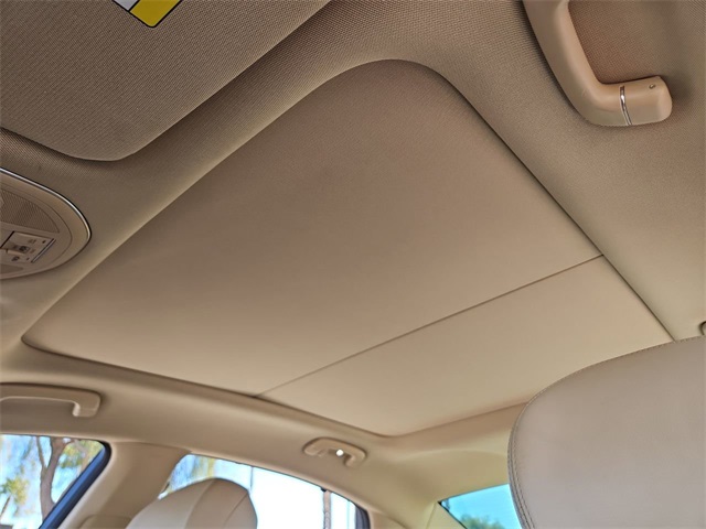 Thumbnail: 2017 Genesis G80 - 28