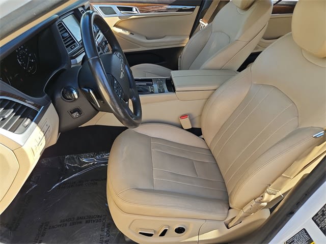 Thumbnail: 2017 Genesis G80 - 11