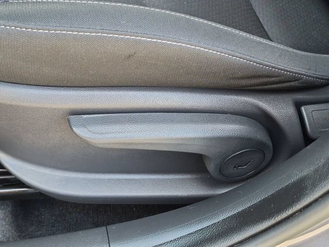 Thumbnail: 2018 Hyundai Elantra - 26