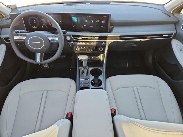 Thumbnail: 2026 Hyundai Sonata - 10