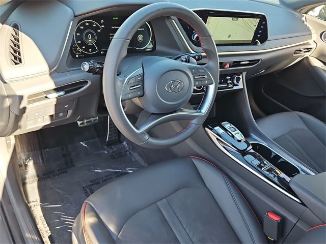 Thumbnail: 2023 Hyundai Sonata - 2