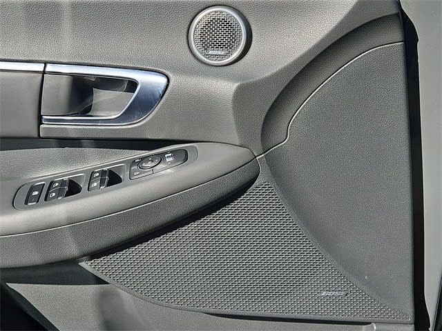 Thumbnail: 2023 Hyundai Sonata - 36