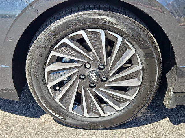 Thumbnail: 2026 Hyundai Sonata - 8
