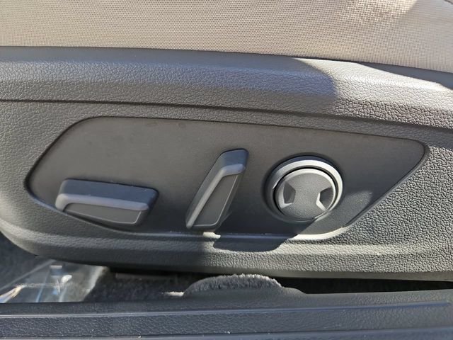 Thumbnail: 2025 Hyundai Sonata - 25