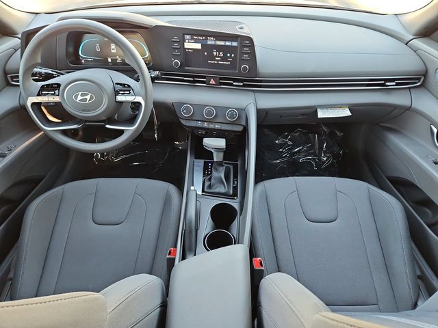 Thumbnail: 2025 Hyundai Elantra - 9