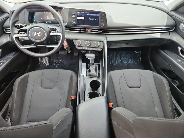 Thumbnail: 2024 Hyundai Elantra - 9
