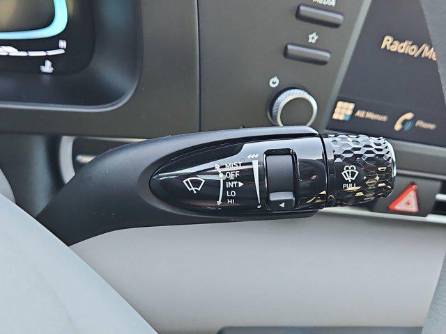 Thumbnail: 2026 Hyundai Elantra - 17