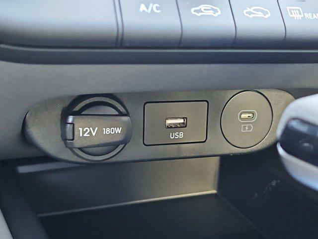 Thumbnail: 2026 Hyundai Elantra - 32