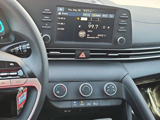 Thumbnail: 2025 Hyundai Elantra - 15