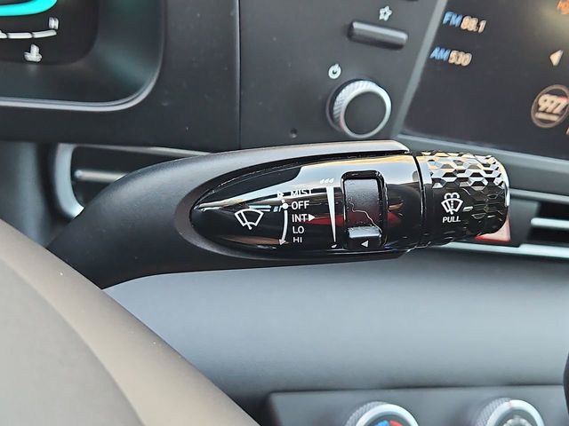 Thumbnail: 2025 Hyundai Elantra - 17