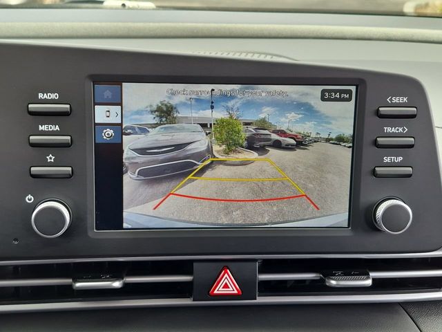 Thumbnail: 2025 Hyundai Elantra - 32