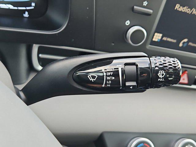 Thumbnail: 2026 Hyundai Elantra - 32