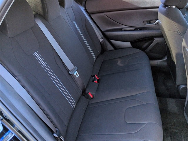 Thumbnail: 2021 Hyundai Elantra - 28