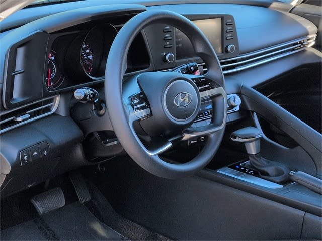 Thumbnail: 2021 Hyundai Elantra - 2