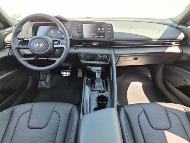 Thumbnail: 2026 Hyundai Elantra - 10