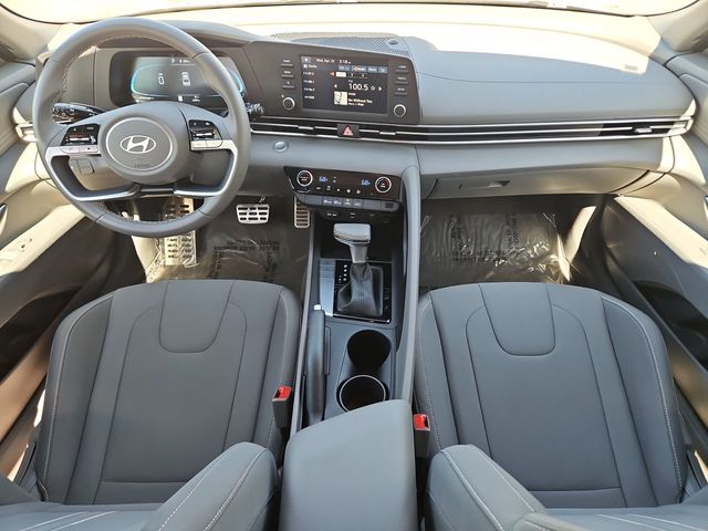 Thumbnail: 2025 Hyundai Elantra - 10