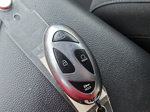 Thumbnail: 2025 Hyundai Elantra - 19