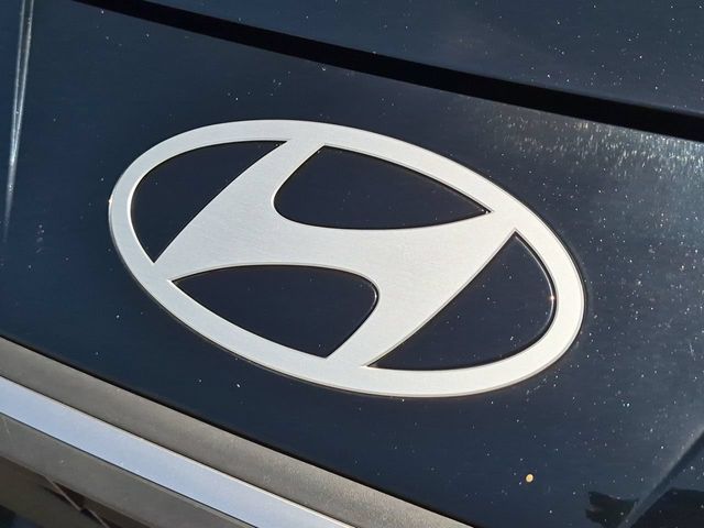 Thumbnail: 2025 Hyundai Elantra - 25