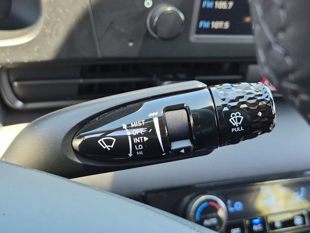 Thumbnail: 2025 Hyundai Elantra - 31