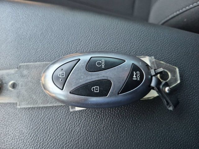 Thumbnail: 2025 Hyundai Elantra - 19