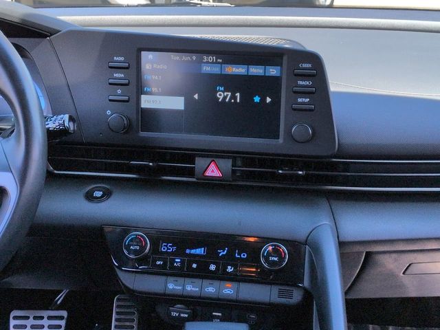 Thumbnail: 2025 Hyundai Elantra - 15