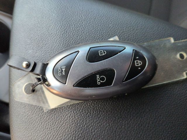 Thumbnail: 2025 Hyundai Elantra - 35